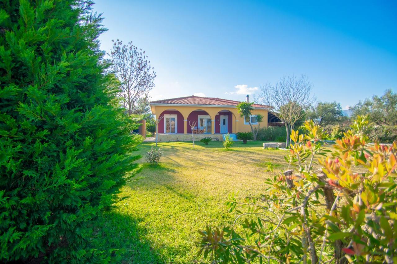 Loukas Farm House Áyios Kírikos Buitenkant foto