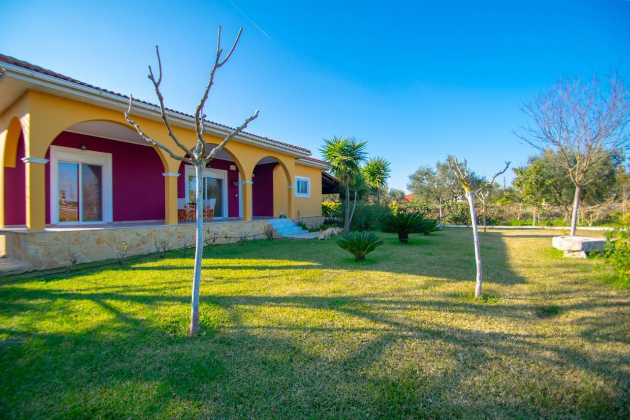 Loukas Farm House Áyios Kírikos Buitenkant foto